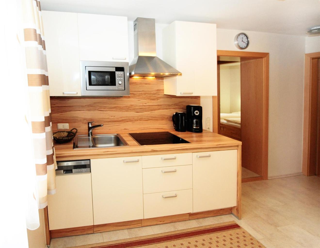 Appartement Schoenfeld Заалбах-Хинтерглем Екстериор снимка