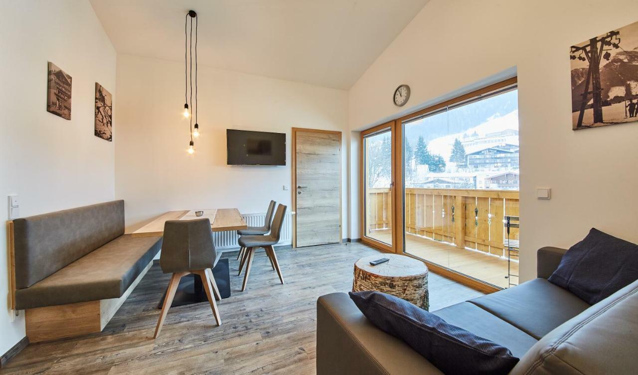 Appartement Schoenfeld Заалбах-Хинтерглем Екстериор снимка
