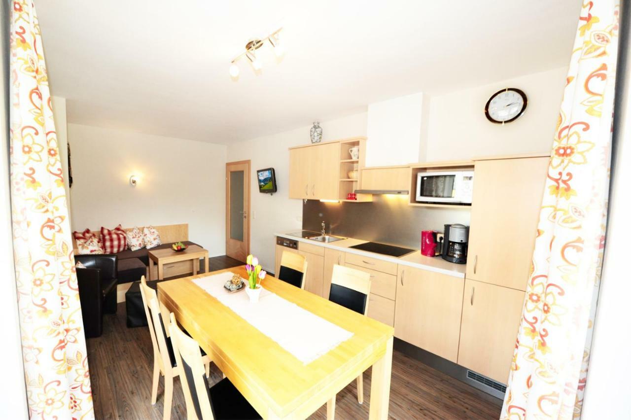 Appartement Schoenfeld Заалбах-Хинтерглем Екстериор снимка