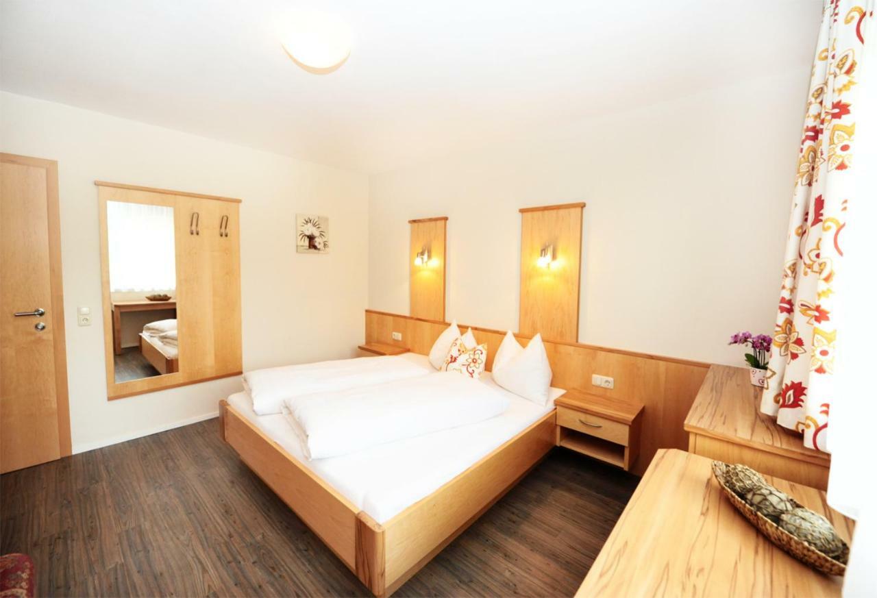 Appartement Schoenfeld Заалбах-Хинтерглем Екстериор снимка